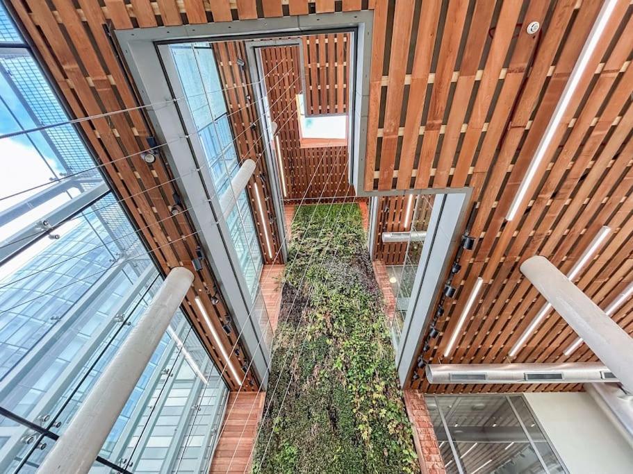 Апартаменты Stylish Urban Sanctuary With Parking Лондон Экстерьер фото